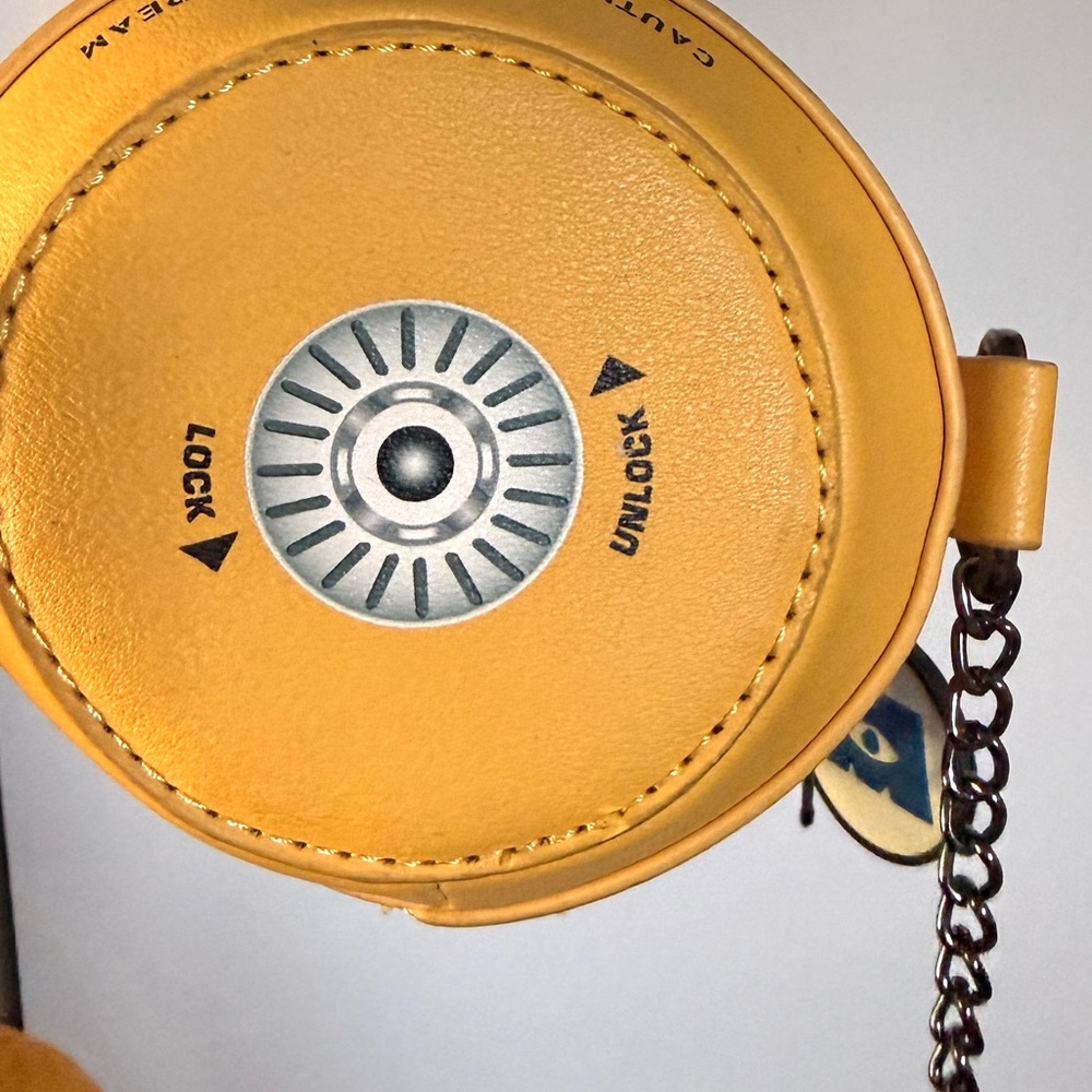 Scream Canister Crossbody Bag from Monsters Inc - Picture 6 of 7